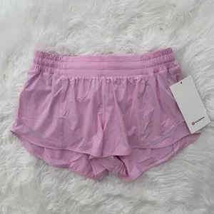 Lululemon Hotty Hot Low Rise Lined Short 2.5" Vita Pink Size 8 thumbnail 2