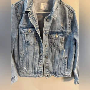 Old Navy Distressed Denim Jacket thumbnail 3