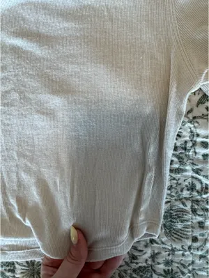 Lululemon Crop Top thumbnail 2