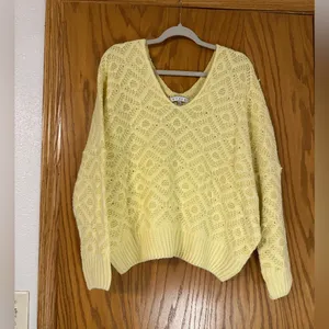 HyFve V-Neck Patterned Long Sleeve Yellow Knit Women's Sweater - Size L thumbnail 2