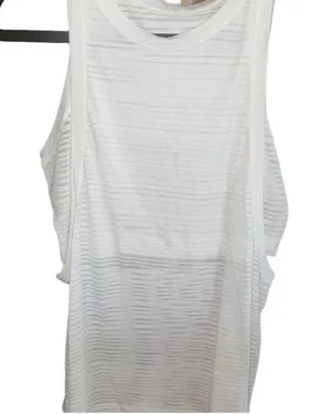 White tank top with cut out detail #summer #festival thumbnail 1