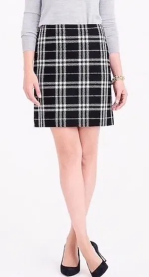 J. Crew Black and White Tweed Plaid Preppy Mini Skirt Size 4 thumbnail 1