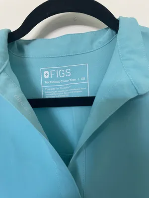 FIGS Scrubs Set thumbnail 2