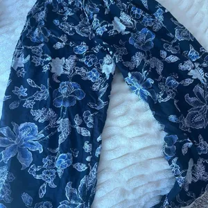 Gap Floral Blue Pajamas thumbnail 1
