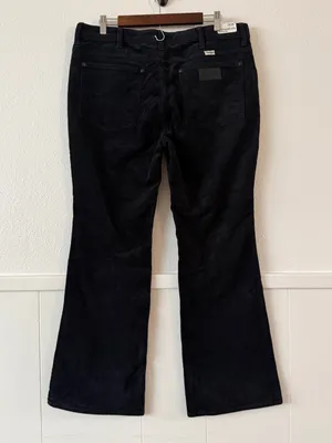 Wrangler Westward 626 Women’s 33x30 High Rise Bootcut Corduroy Pants Black thumbnail 3