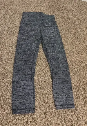 LuLuLemon Align Crop 21" Leggings Twillines Ice Grey Black Size 4 Nulu W6APAS thumbnail 1