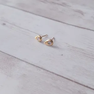Vintage Stud Earrings Gold Tone & Clear Gem Teardrop Small & Dainty thumbnail 3
