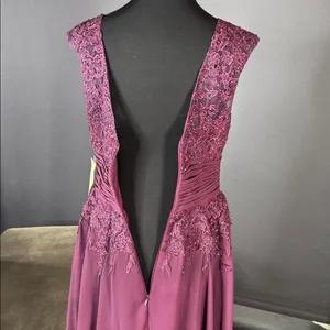 Women’s Chiffon & Lace Appliqué Full Length V-Neck Formal Dress Zip Back Size 6 thumbnail 6