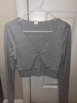 Alo Cropped Cardigan thumbnail 2