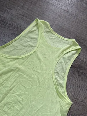 •UNDER ARMOUR• NEON TANK TOP thumbnail 5