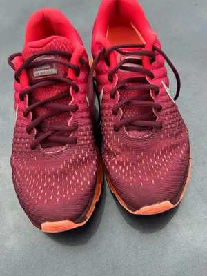 Nike Air Max Women’s size 7  night maroon  thumbnail 4