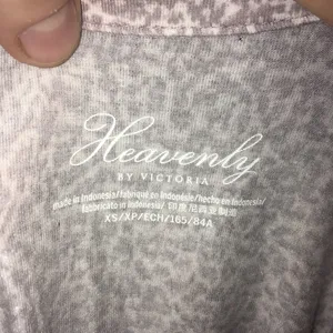 Victoria's Secret Heavenly by super soft button down leopard sleep shirt thumbnail 3