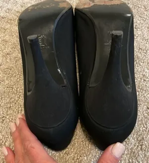 Vintage Rene Mancini Black Velvet Toe Pumps thumbnail 4