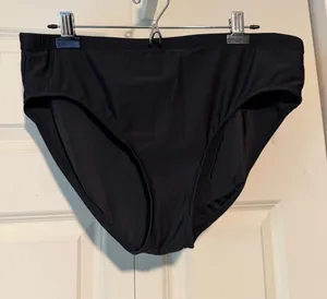 Men's Black Swim Briefs Size XL thumbnail 1