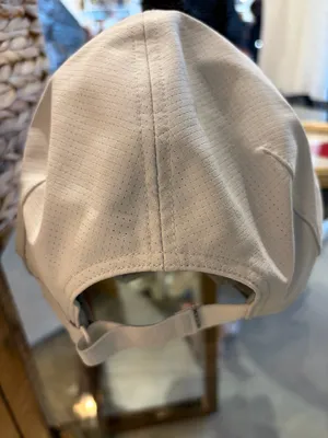 Under Armour thumbnail 2