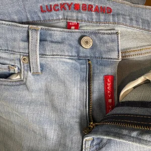 Lucky Brand Sweet Mid Rise Boot Cut‎ Jeans Light Wash Stretch Denim Size 4/27 thumbnail 5