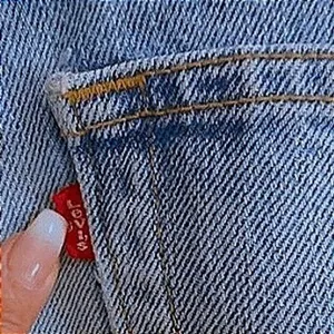 Levi's 505 Vintage Regular Fit Light Wash Denim‎ Jeans Women's W38 L30 thumbnail 6