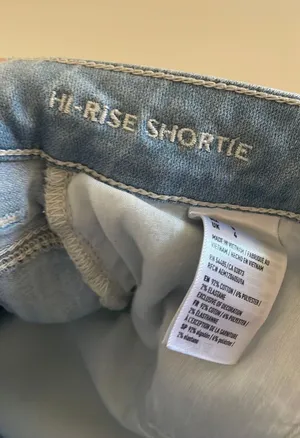 American Eagle Outfitters High-rise Shortie thumbnail 3