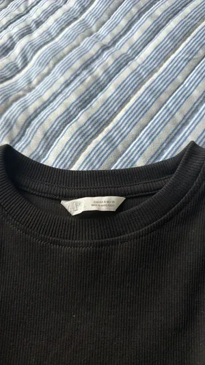 ZARA Black Top thumbnail 3