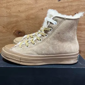 Converse Women's Tan and Brown Trainers thumbnail 4