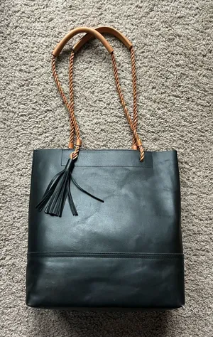 Soludos Merida Black Leather Tote thumbnail 1
