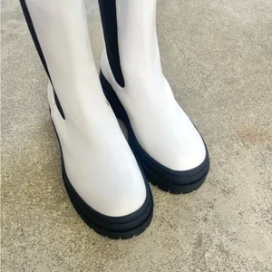 NEW Good American Platform Chelsea Boot White‎ Leather Size 9 thumbnail 6