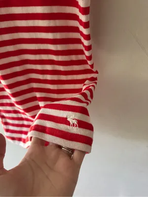 Abercrombie & Fitch Y2K Vintage Red and White Stripe Embroidered Moose Logo Tank thumbnail 3
