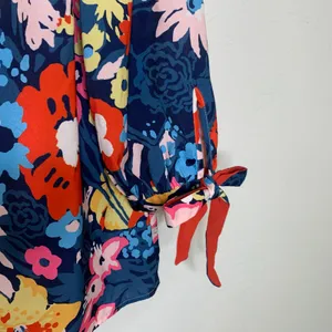 Modcloth Bright Floral Tie Neck Blouse Sz Medium thumbnail 9