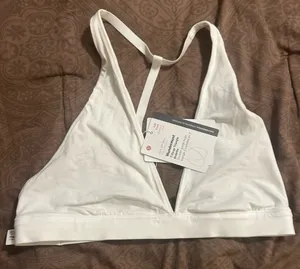 Lululemon wundermost T strap triangle Bralette thumbnail 1