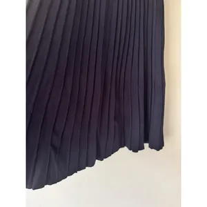 NWT Hyacinth House Navy Blue Pleated Midi Skirt Women’s Size XXS thumbnail 4