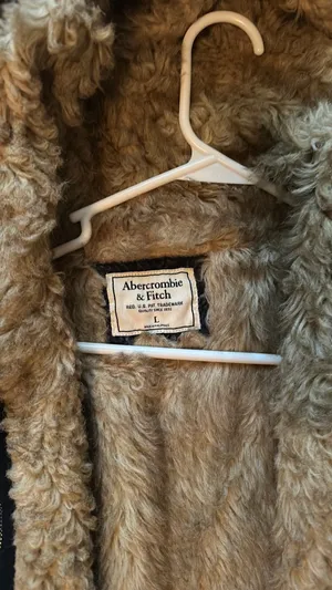 Abercrombie fuzzy sweatshirt thumbnail 2