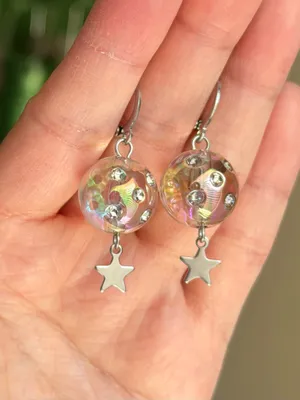 Handmade round beads & star y2k cute whimsical dangle earrings⭐️ thumbnail 6