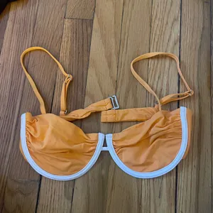 Dippin Daisy’s Orange Creamsicle matching swimsuit set thumbnail 5