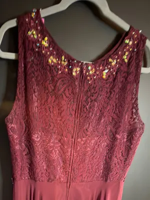 Beaded Lace Bodice Maxi Dress - Burgundy thumbnail 8