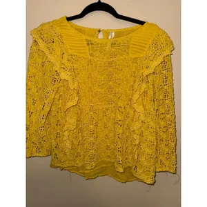 Anthropologie Mustard Yellow Eyelet Lace Ruffle Peplum‎ Blouse Top 6 Whimsical thumbnail 3