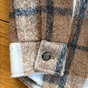 EUC AVEC Les Filles Plaid Shacket Size XS thumbnail 5