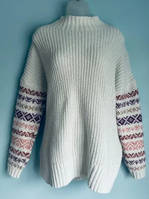 Maurices Sweater White Red Pink XL Cottage Cozy Winter Mock Neck thumbnail 2