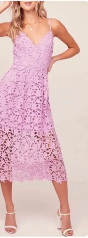ASTR The Label Sleeveless Lace Fit & Flare Midi Dress Light Orchid thumbnail 1