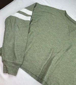 Hollister sweater thumbnail 4