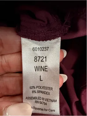 Med Couture Peaches Jogger Scrub Pants Womens L Large Wine Maroon Cargo Pockets thumbnail 6