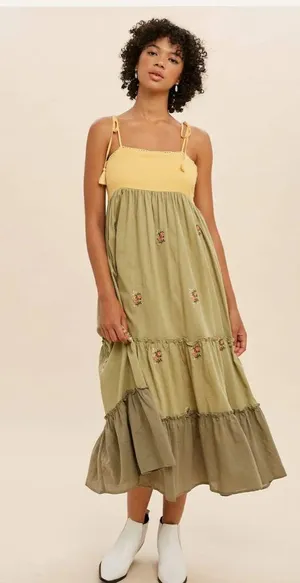 In Loom COLOR BLOCK TIERED MIDI DRESS IN GREEN/YELLOW thumbnail 6