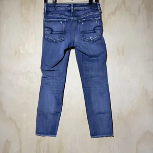 American Eagle Womens Size 8 Jegging Crop Super Stretch Distressed Jeans Blue thumbnail 6
