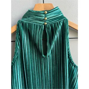 On 34th NWT Sleeveless High-Neck Pleated Tank Top Forest Emerald Green Size XS thumbnail 7