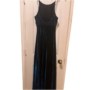 BLONDIE and ME EVENING, Size 7/8, Teal, Sparkle/Lined w/Sequins. Made In USA thumbnail 3