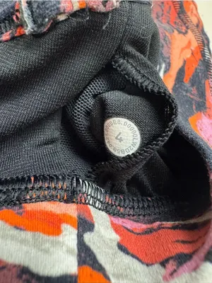 Lululemon Lunar New Year Flow Y Nulu Bra Women’s 4 thumbnail 4