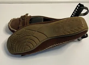 🦋Womens Peace Moccasin "Emily" Chocolate Suede Hardsole Size 7 thumbnail 5