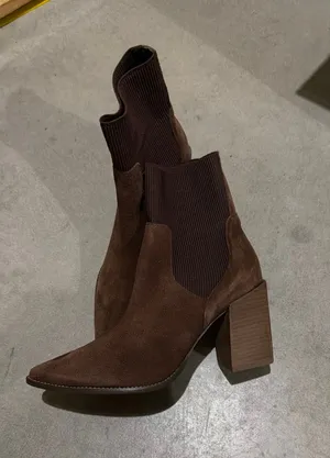 Steve Madden Boots thumbnail 1