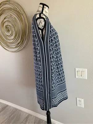 Max Studio Navy and White Geo Midi Shift Dress thumbnail 2