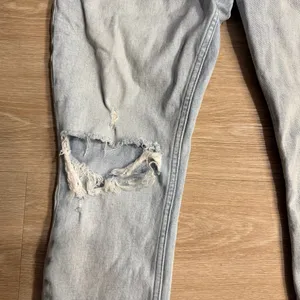 Abercrombie & Fitch The Skinny High Rise Curve Love Jeans thumbnail 4