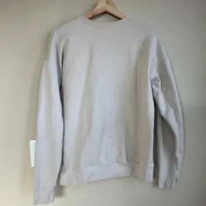 Sunday Cool CRU sandy beige crewneck sweater women's size medium casual fleece‎ thumbnail 5